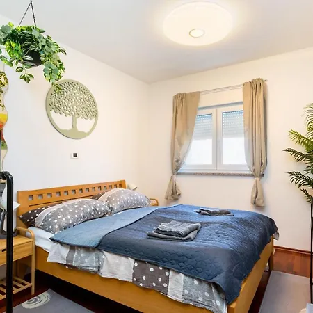 Appartement Livadice - App Mara Medulin